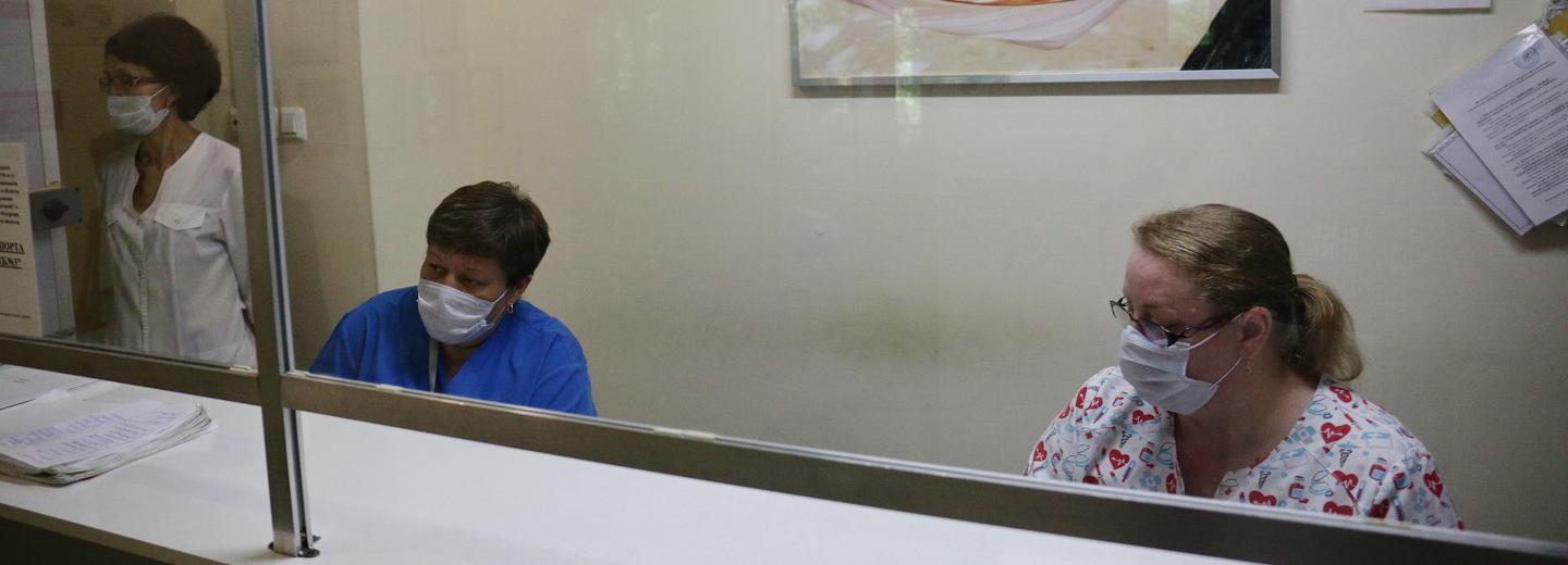 Пятеро умерли, 156 вылечились: сводка по коронавирусу на 21 ноября