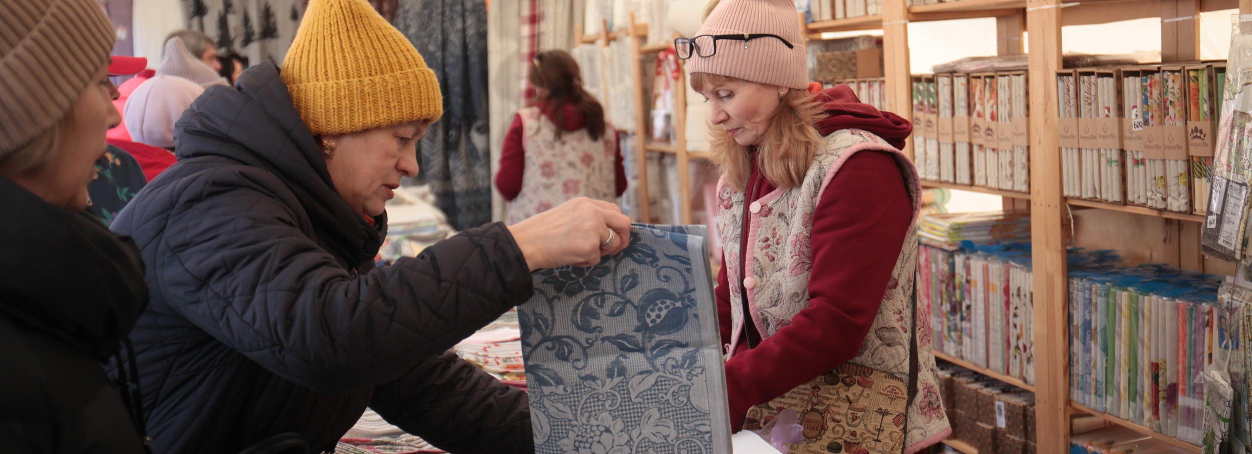 Почти 8 млн за день потратили на белорусской ярмарке новосибирцы