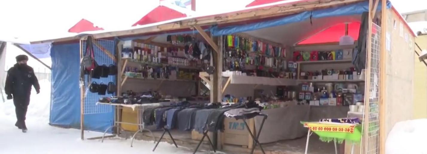 Расплодившая собак ярмарка у Хилокского рынка раздражает новосибирцев