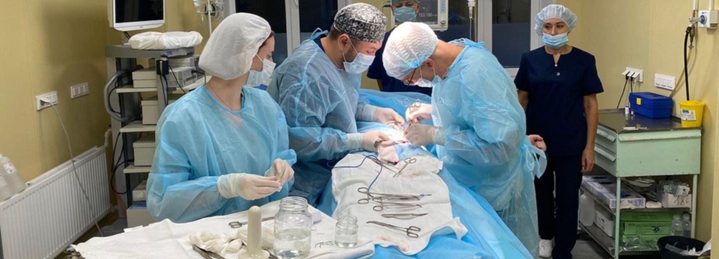 Новое оборудование получили урологи ЦКБ для малотравматичных операций