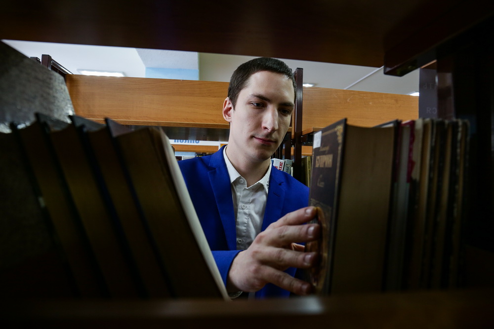 Челлендж с книгами запустила библиотека «Бажовка» в Новосибирске