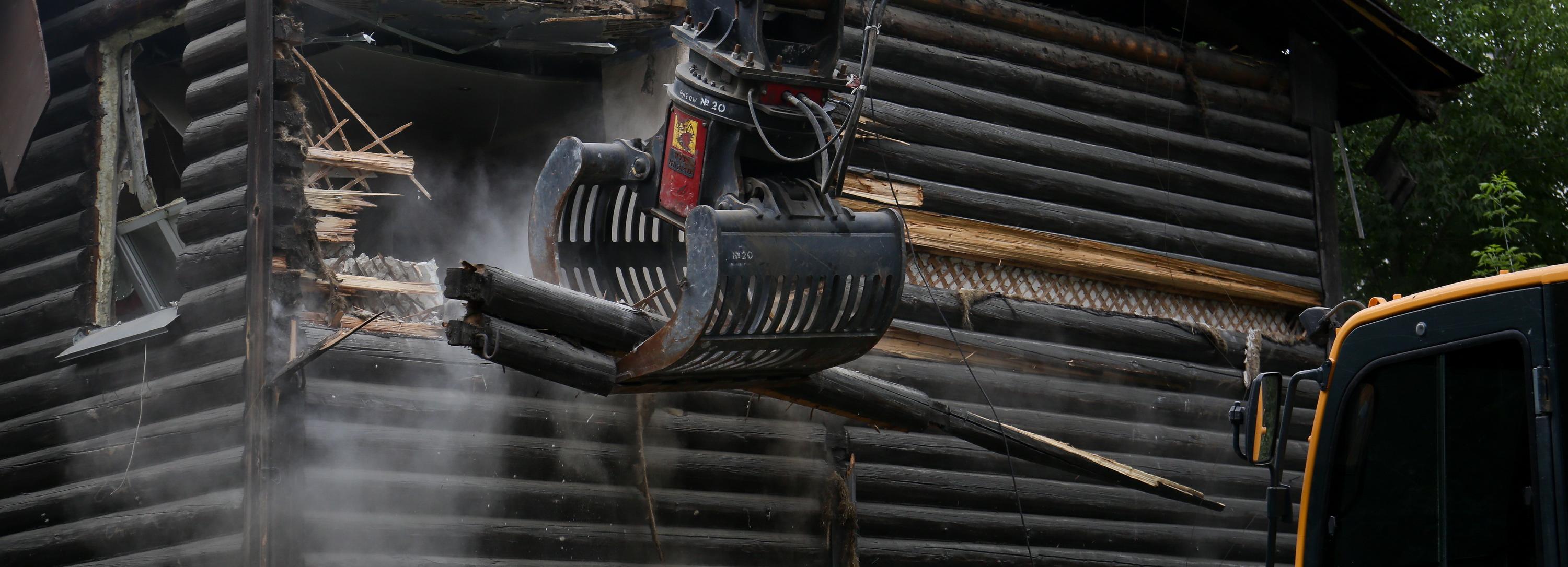 Четыре дома и одно общежитие должны снести до 2033 года — смотрим адреса