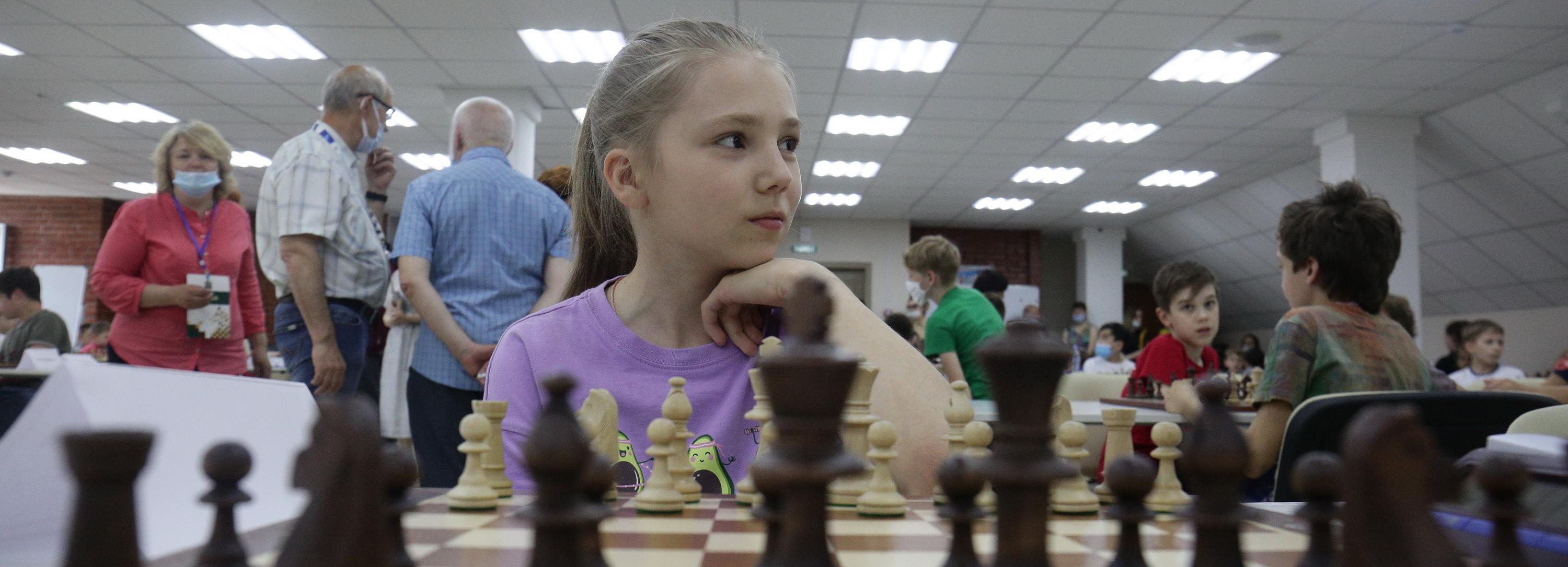 Городской шахматный центр попросили у мэра Локтя гроссмейстеры