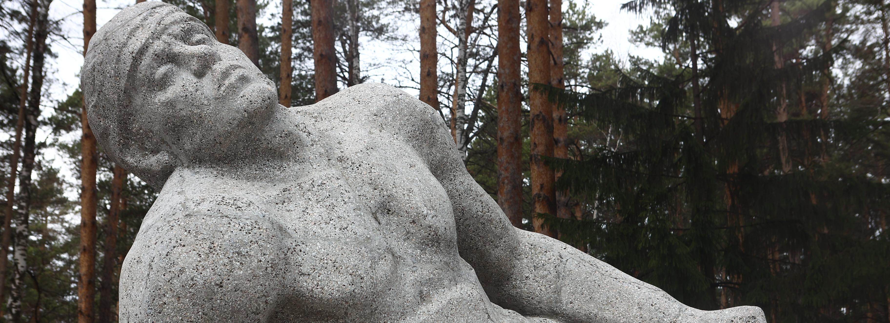 Колумбарная стена появилась на Заельцовском кладбище Новосибирска