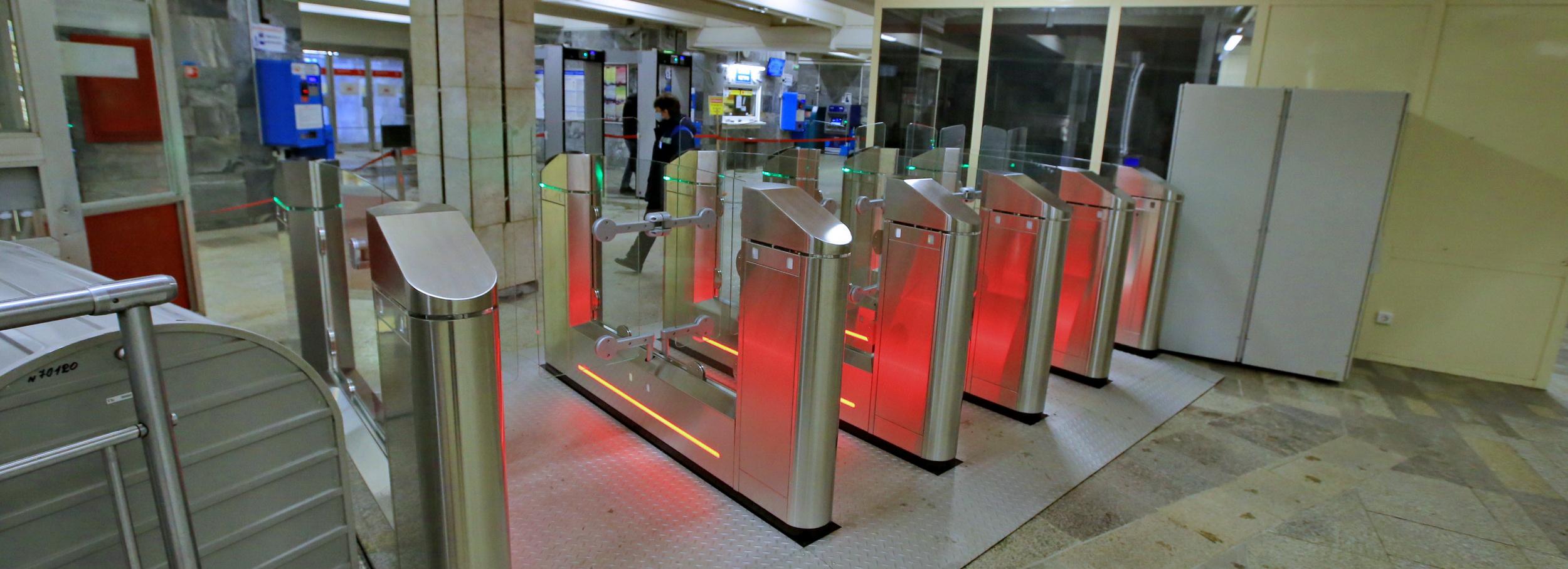 Улыбкой оплачивать проезд в метро смогут жители Новосибирска уже в январе