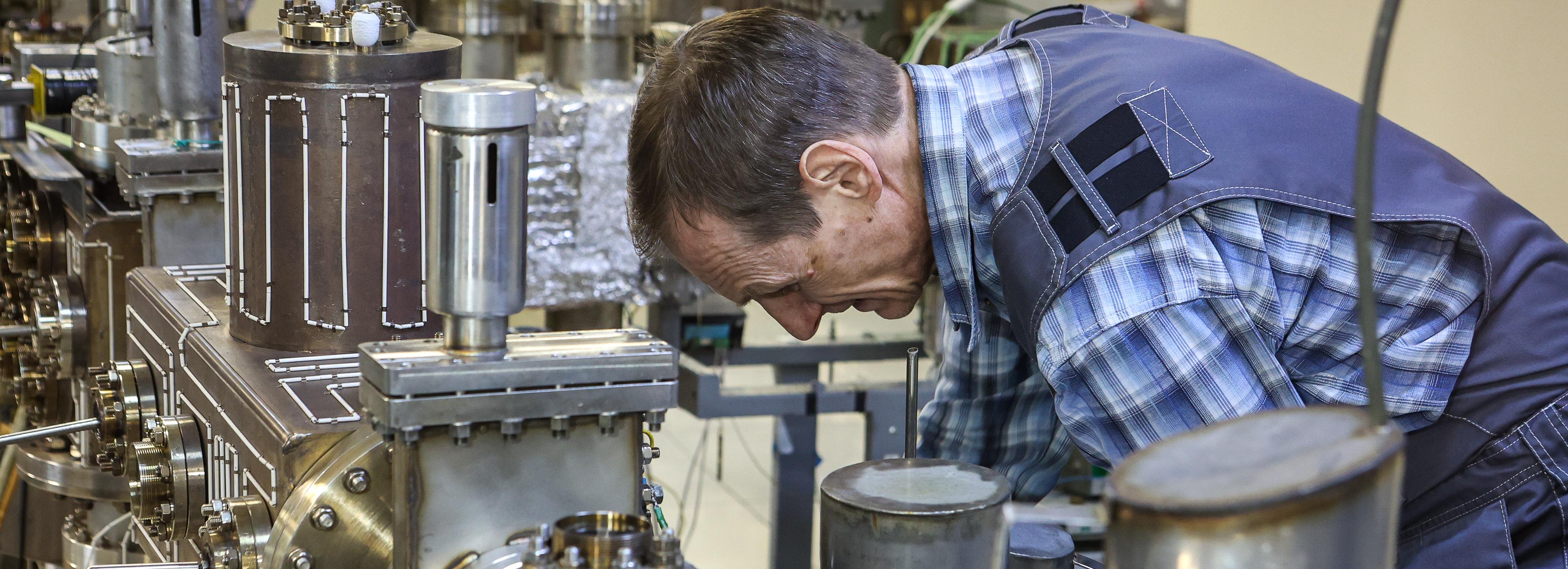 Если вы пропустили: вуз с лепниной, экскурсии на заводы и дом на колёсах