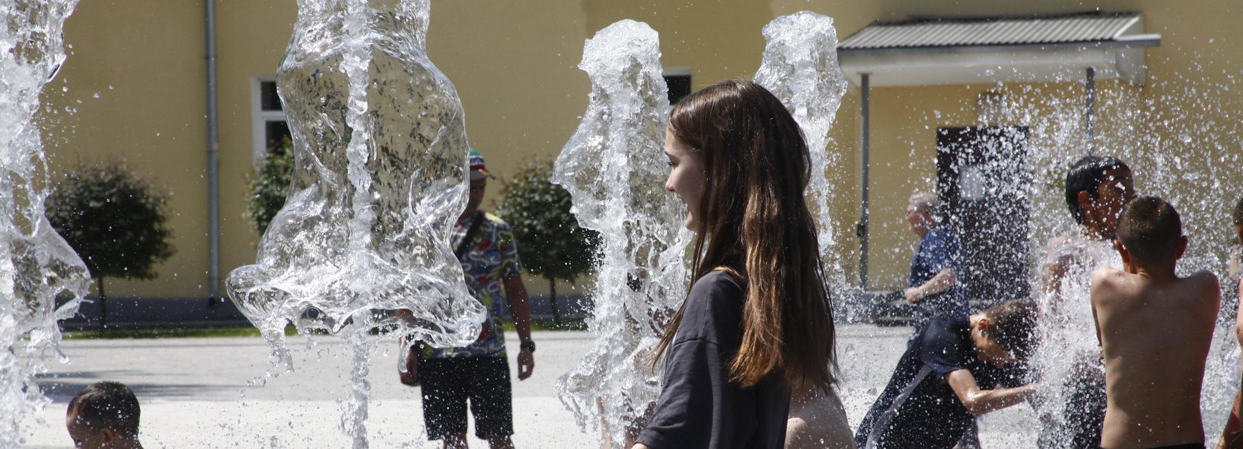 Тропическая жара в Новосибирске: фоторепортаж, как город спасается в зной