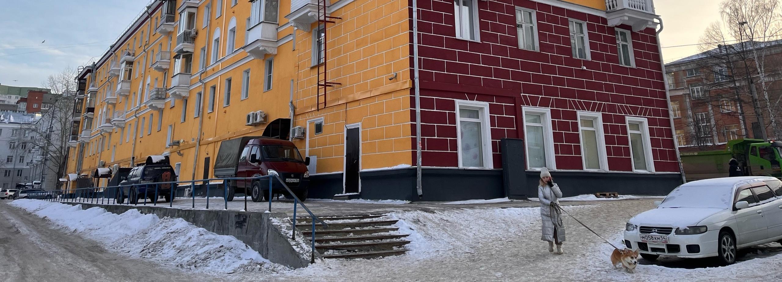 Фасады и крыши 11 домов обновили в советском квартале на Авиастроителей