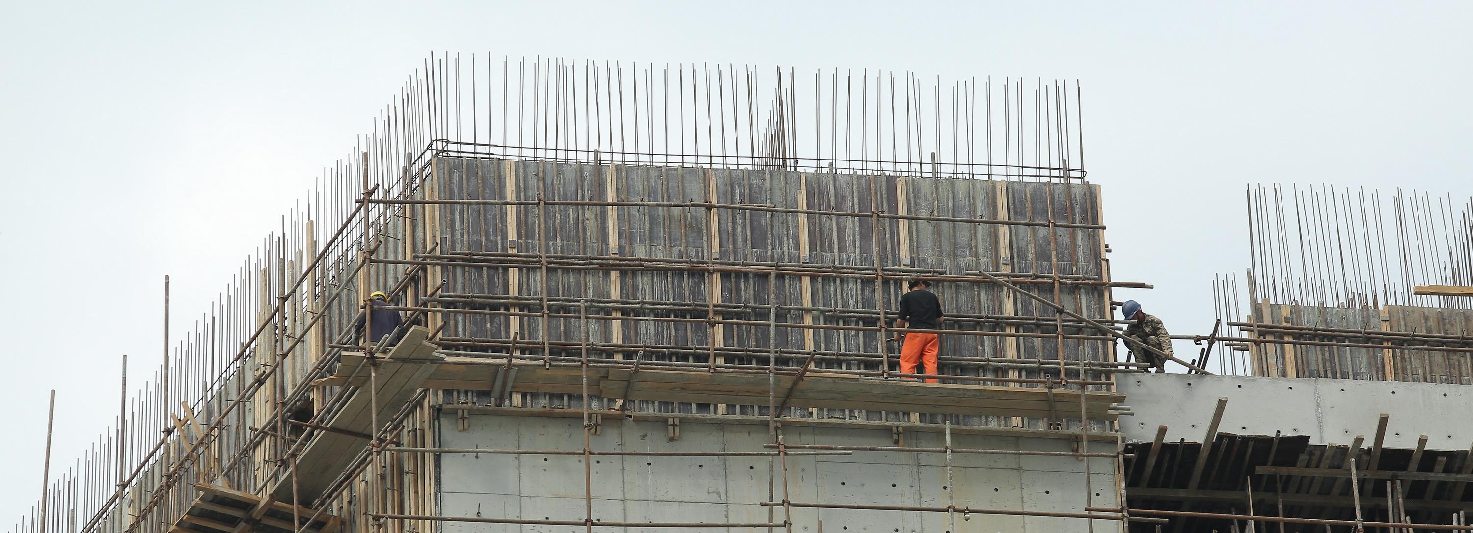 Проблемы дольщиков 30 долгостроев решат в Новосибирской области