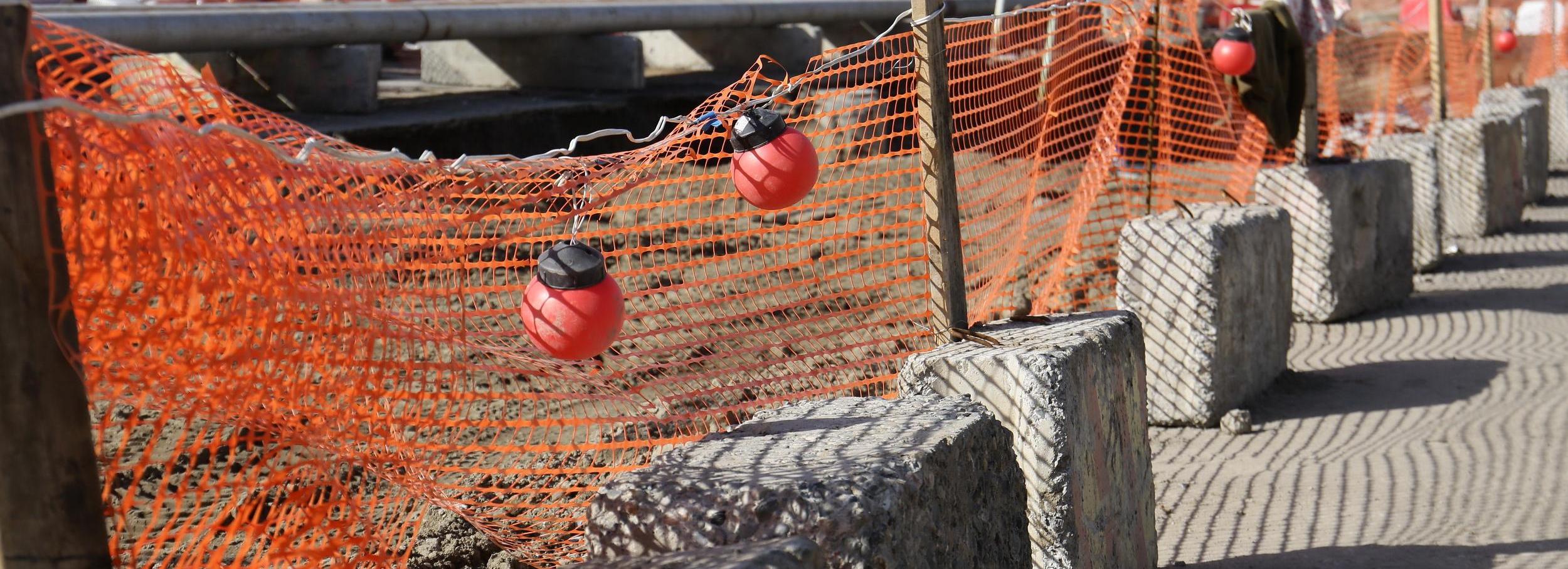 Мэр Кудрявцев потребовал наказывать рублём за брошенные разрытия