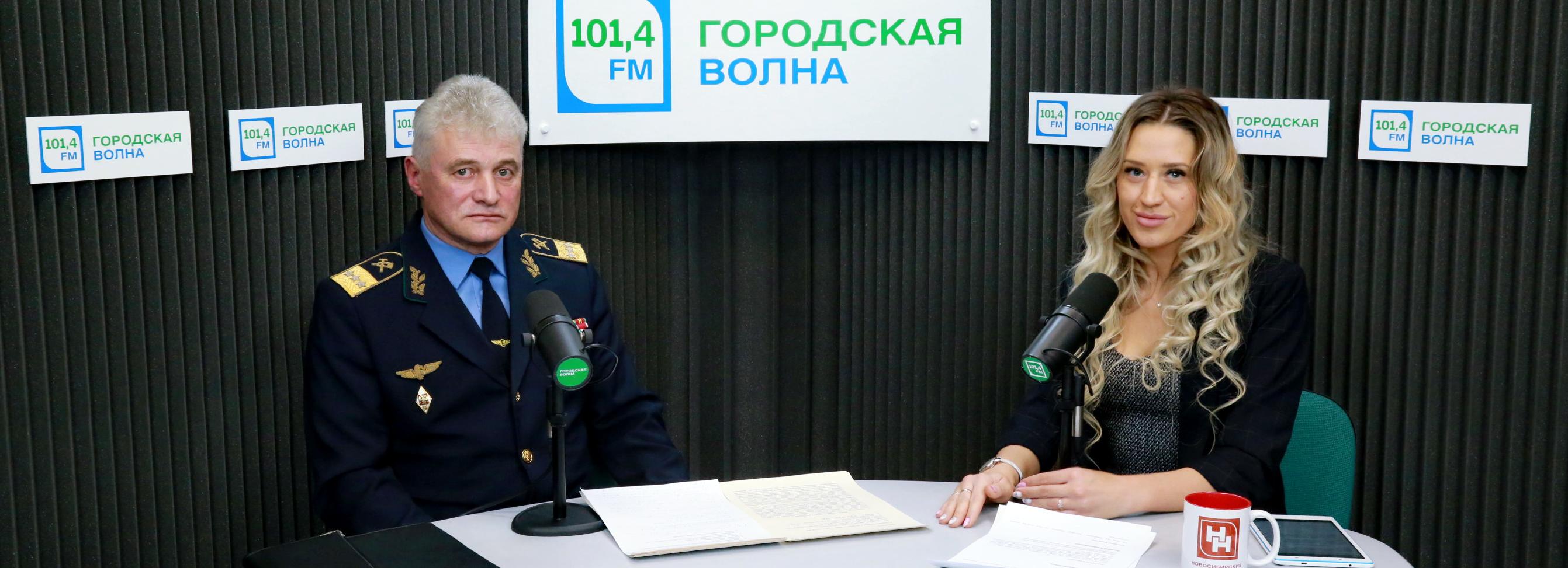 Вечерний разговор: новые двери, покупка поездов и отмена жетонов в метро