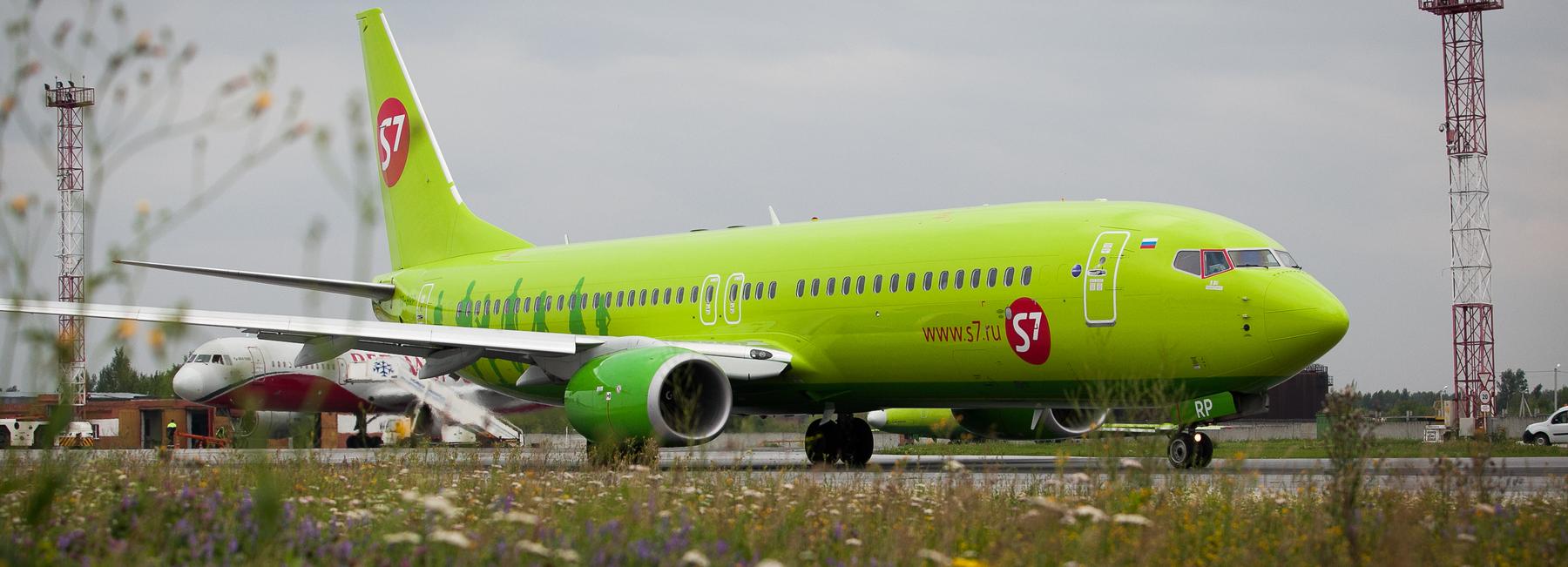 Рейс S7 из Новосибирска в Дубай задержан из-за ракетной атаки на Израиль