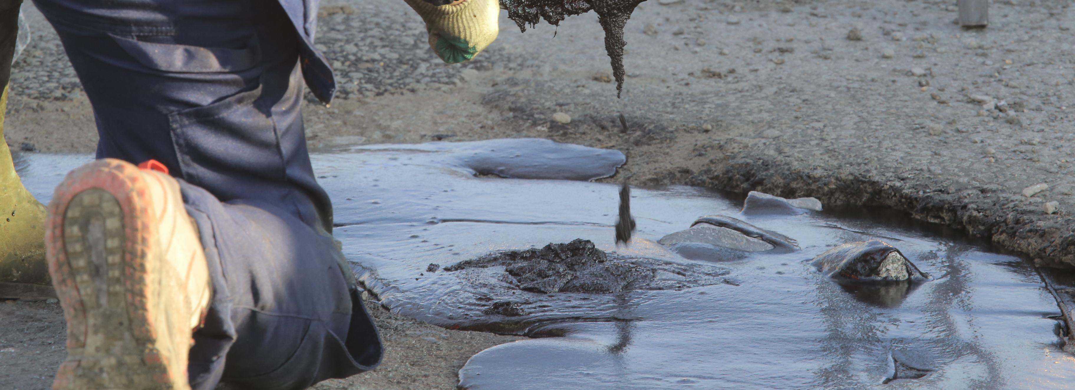 Масштабный ямочный ремонт начнут в мае на Октябрьском мосту