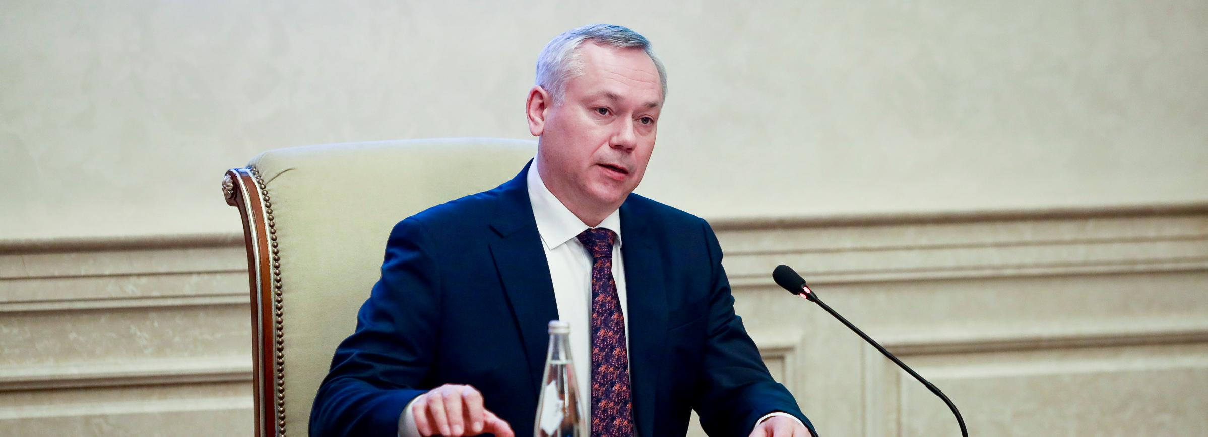 «Разговор с губернатором» на «Горволне»: смотрите трансляцию из студии