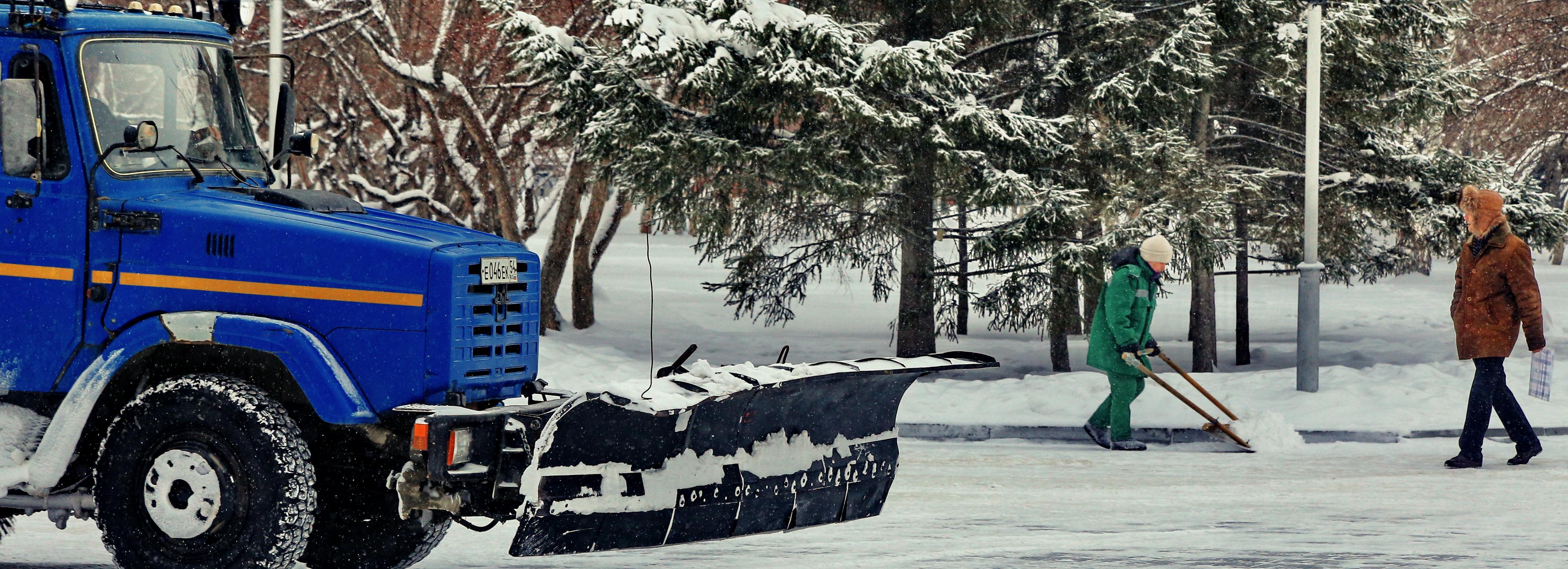 Где убирают снег в Новосибирске 27 февраля — список улиц