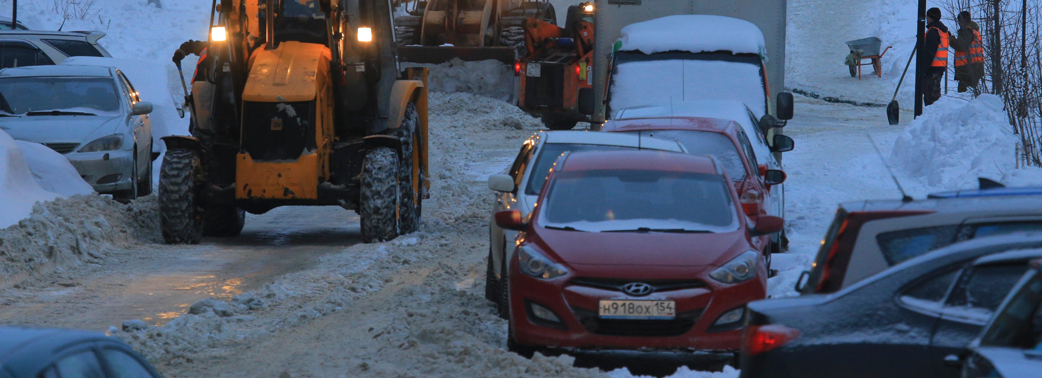 Накануне зимы улицы Новосибирска освободят от брошенных автомобилей