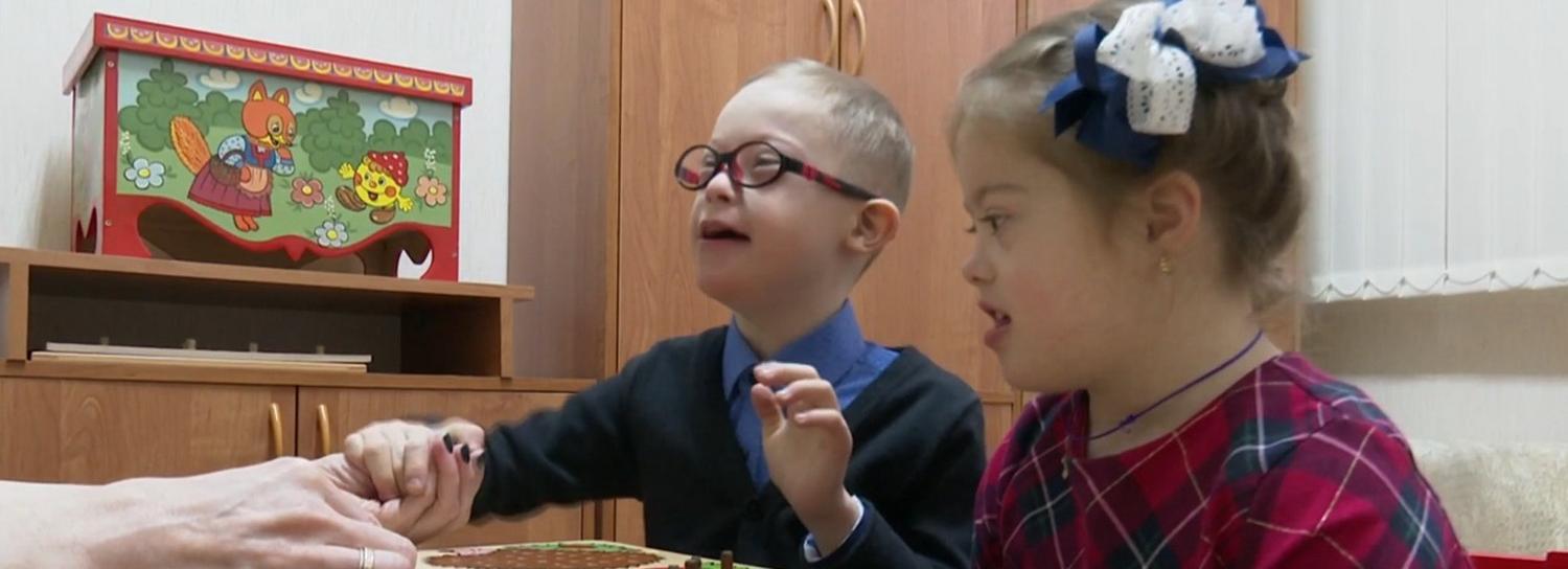 Особенные мастер-классы: чему учат детей с синдромом Дауна