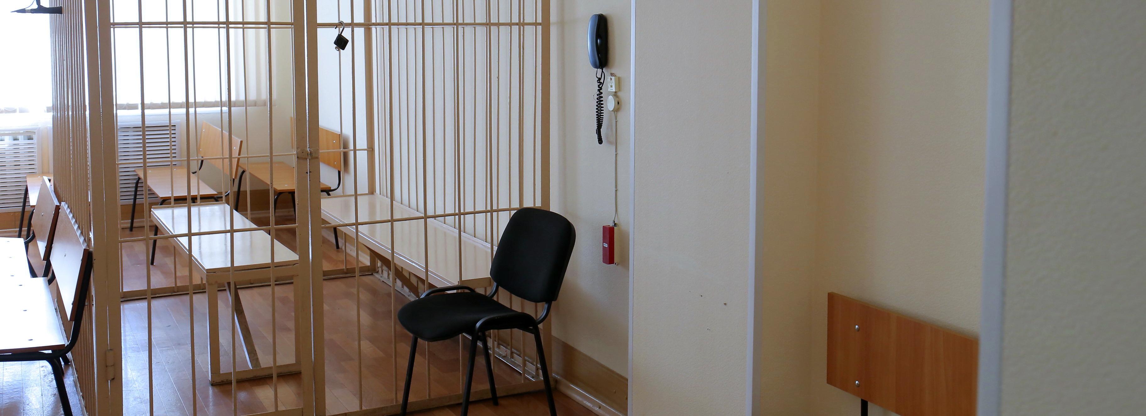 Восемь букмекеров сели на скамью подсудимых в Новосибирске