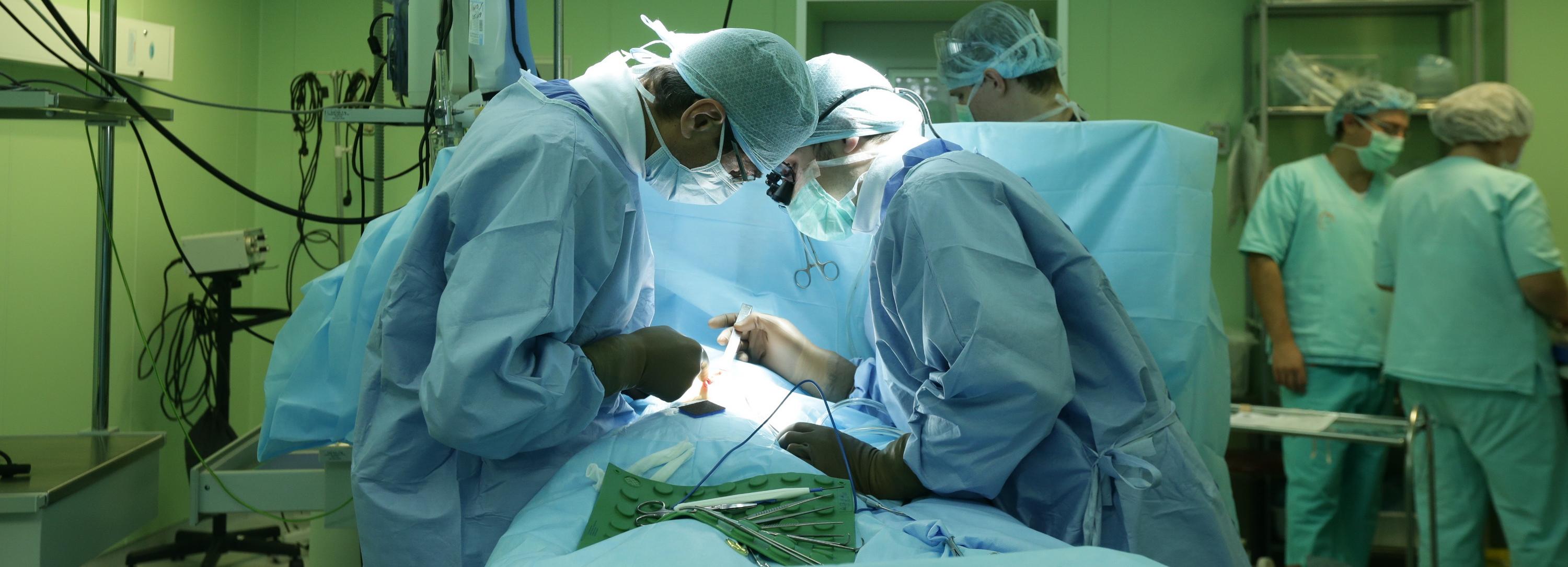 Мотор для сердца впервые установили ребёнку в клинике Мешалкина