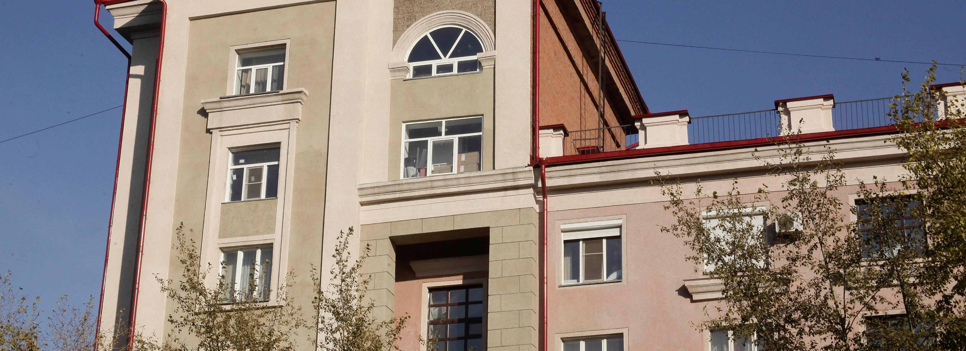 Фасады в центре левобережья Новосибирска станут привлекательнее