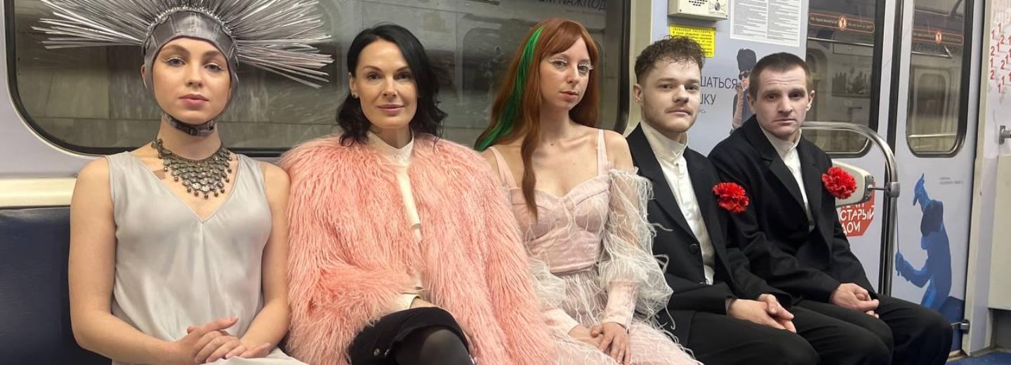 В метро запустили вагон-музей «Старый дом»: первыми проехали актёры