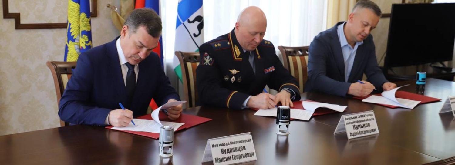 Мэр Кудрявцев: угнанные машины покажут на 150 цифровых экранах