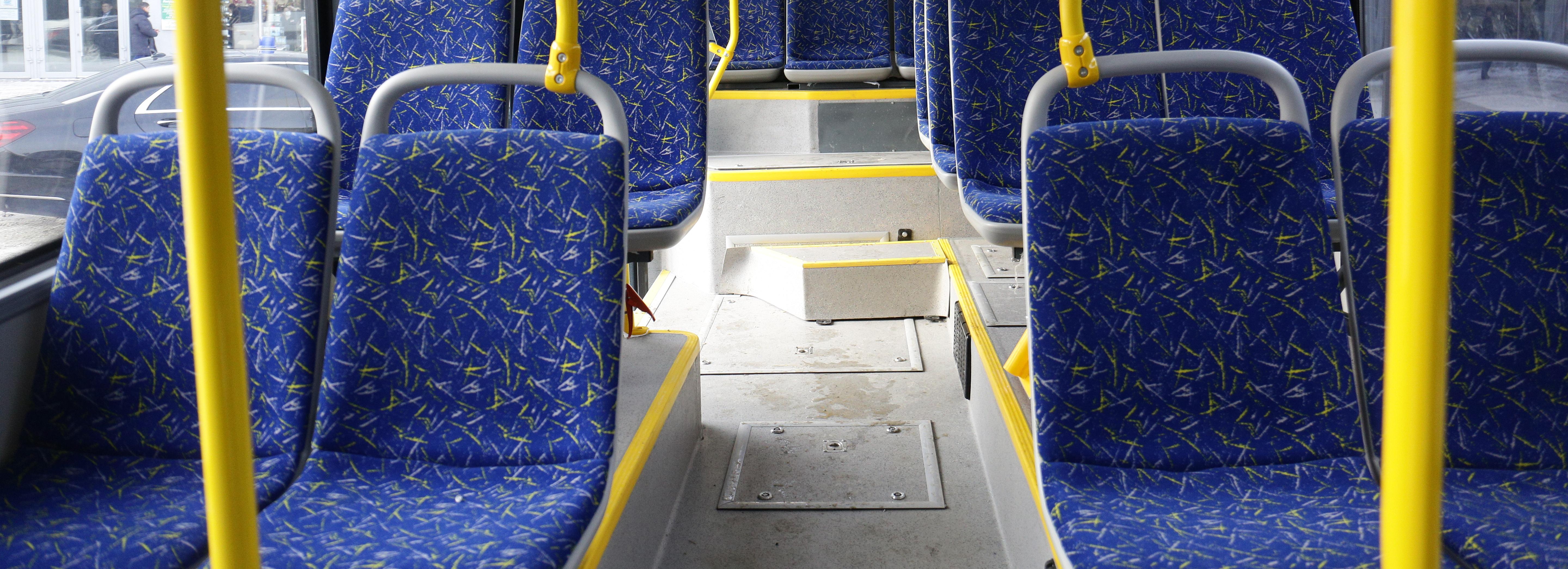 Рейсовый автобус заглох в 30-градусный мороз под Новосибирском