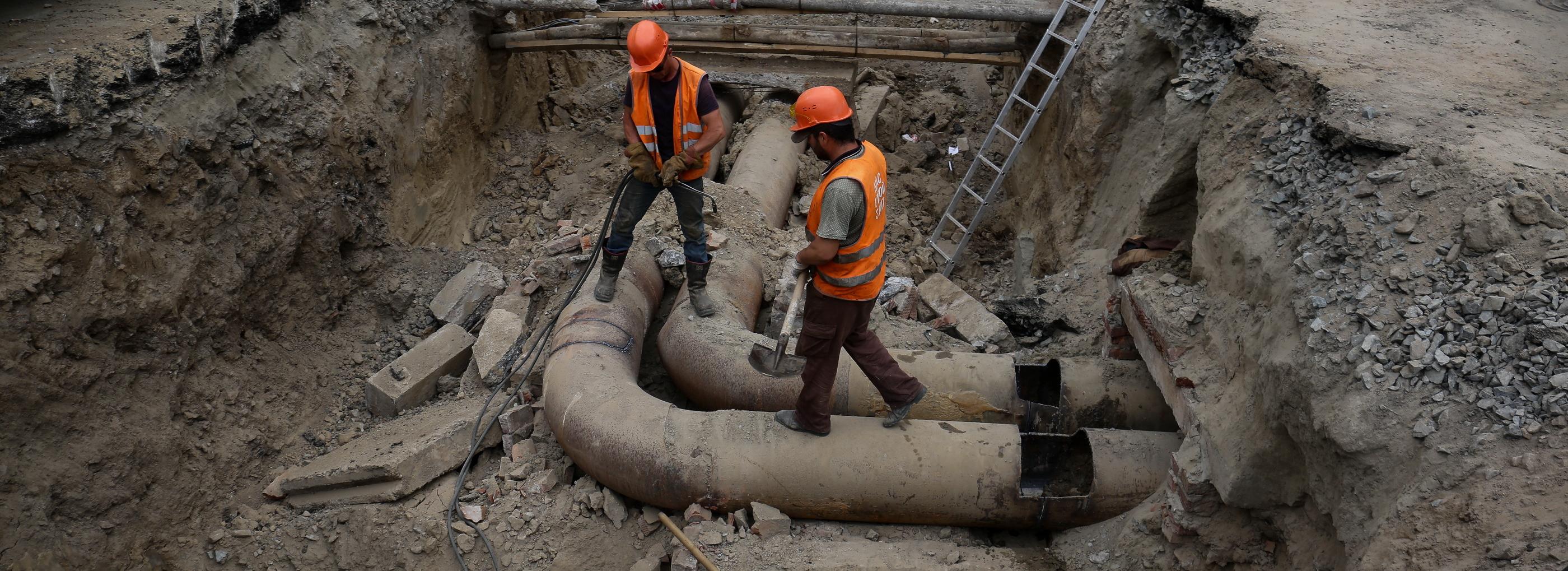 Улицы Тюленина и Семьи Шамшиных разрыли из-за ремонта теплотрасс