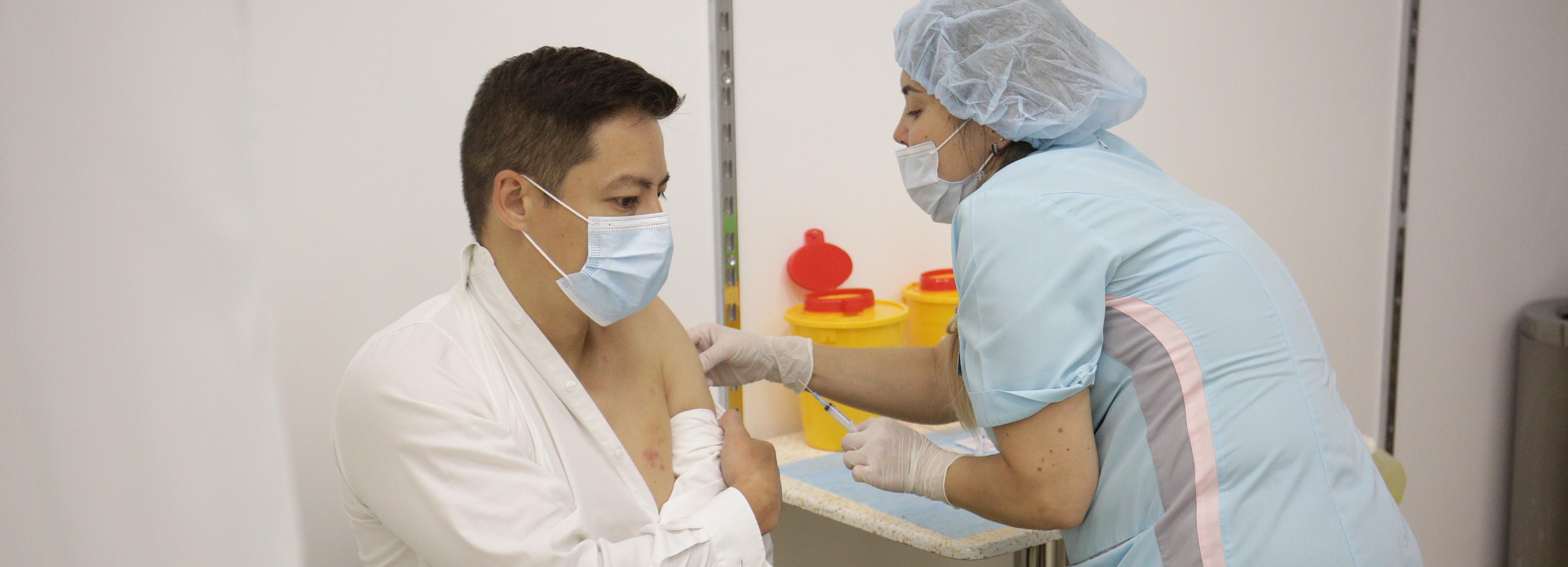 В Новосибирске ввели новые ограничения из-за третьей волны коронавируса