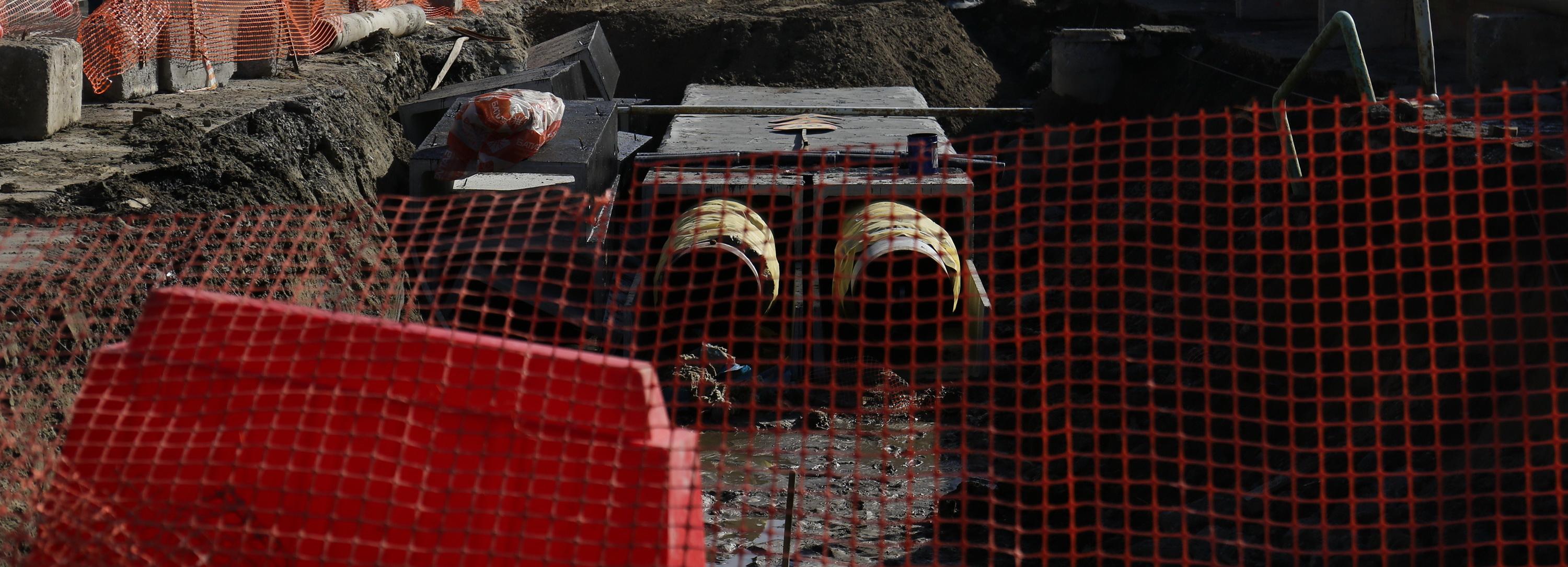 Энергетики ограничили проезд ещё на трёх улицах в центре Новосибирска