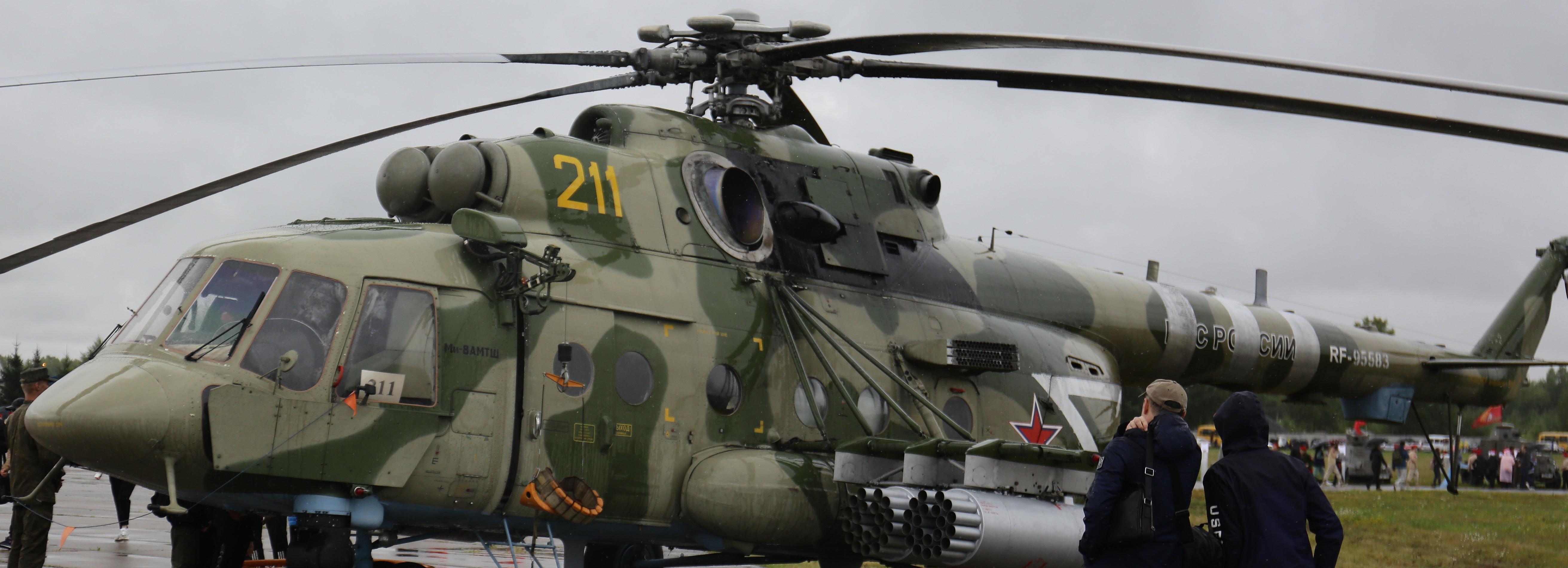 На военную службу по контракту зовут новосибирцев