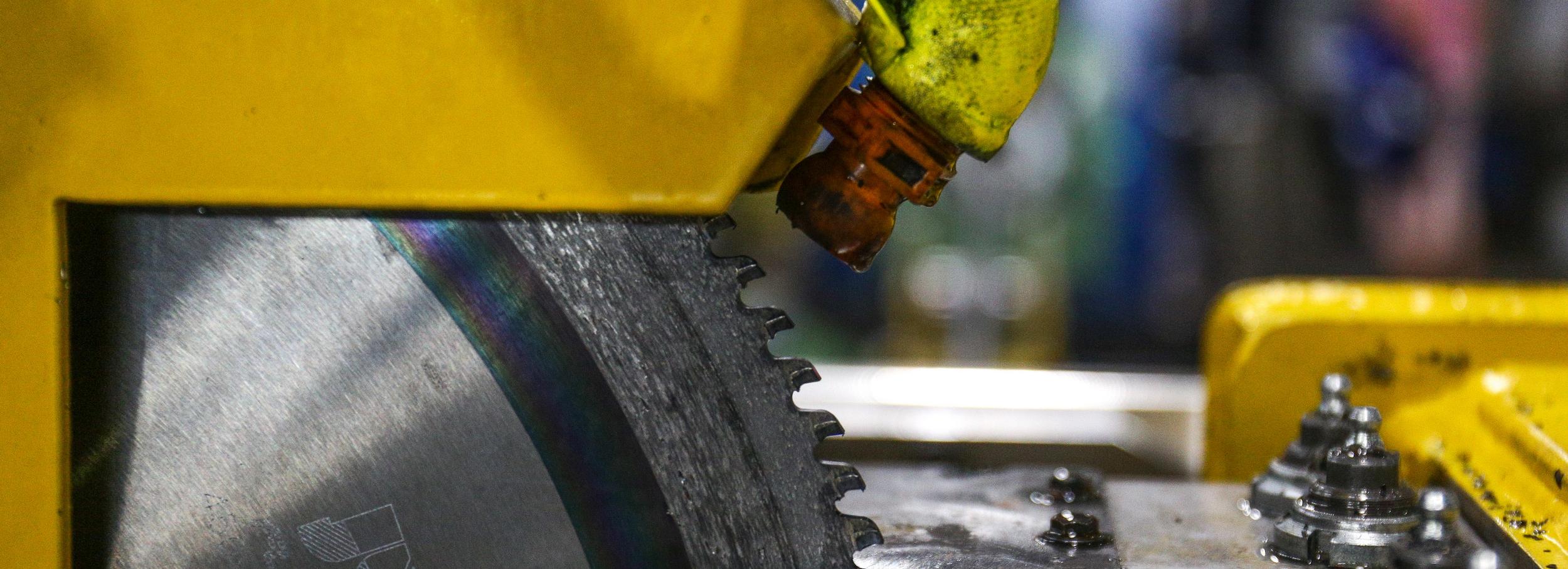 Итальянскую пилу в обход санкций установили на новосибирском заводе