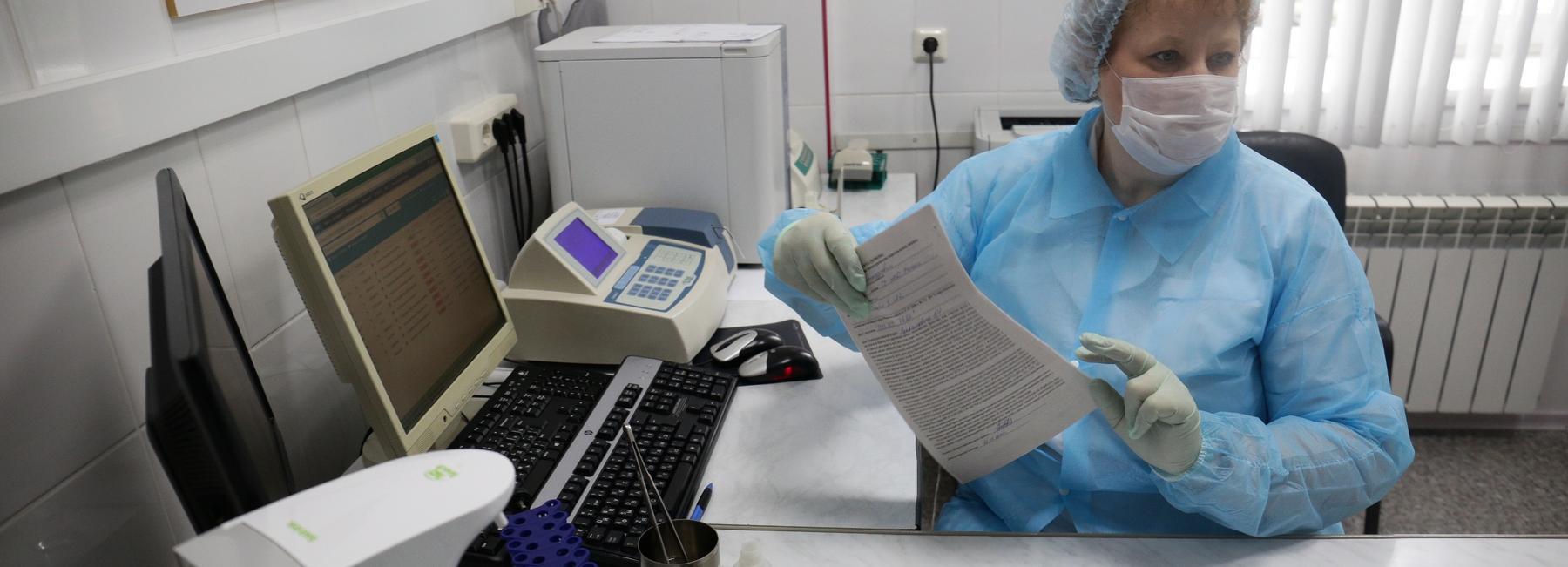 30-летний мужчина и ещё девять человек умерли от ковида в регионе