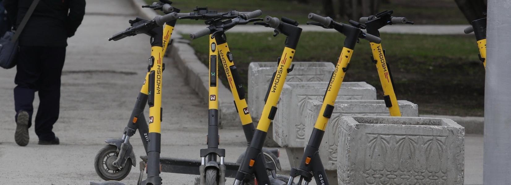 Двое подростков на самокатах пострадали в Новосибирске в День защиты детей