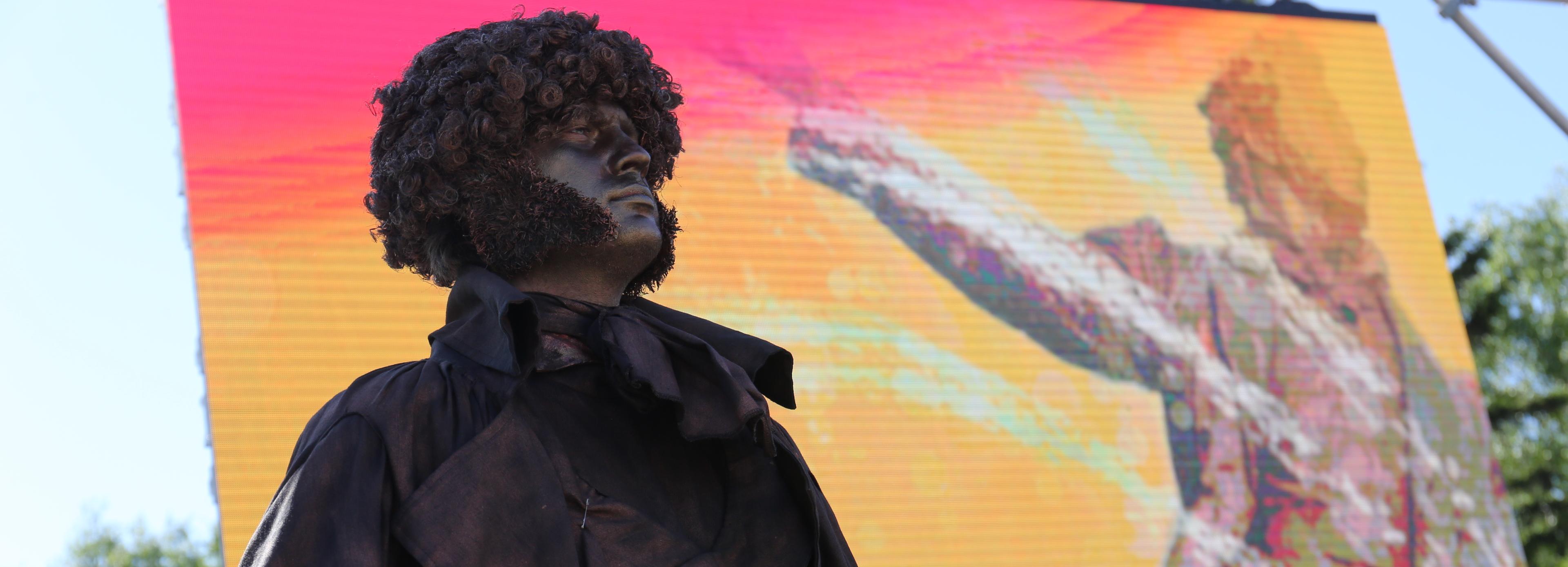 Фонарь с барельефом Пушкина предлагают установить в Новосибирске