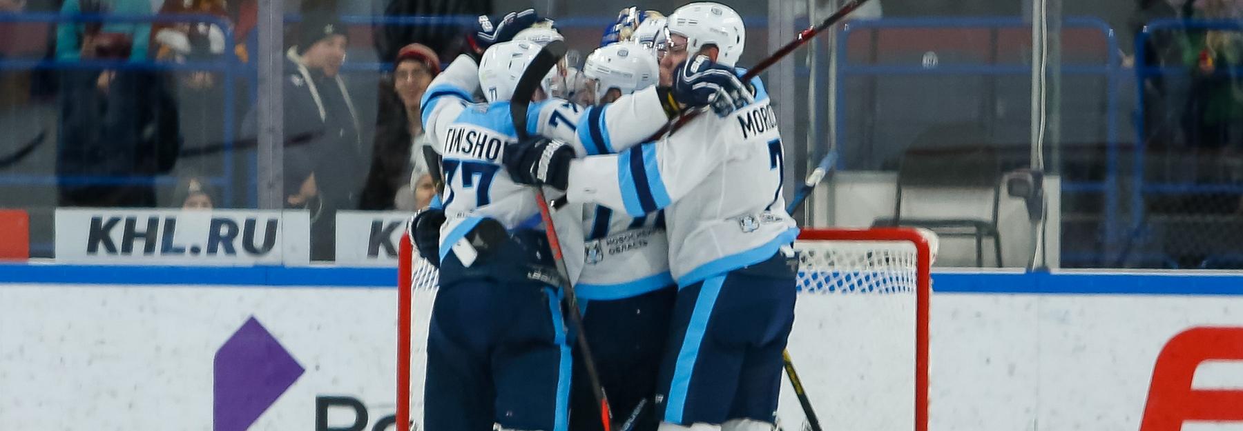 ХК «Сибирь» одолела «Автомобилист» со счётом 4:3