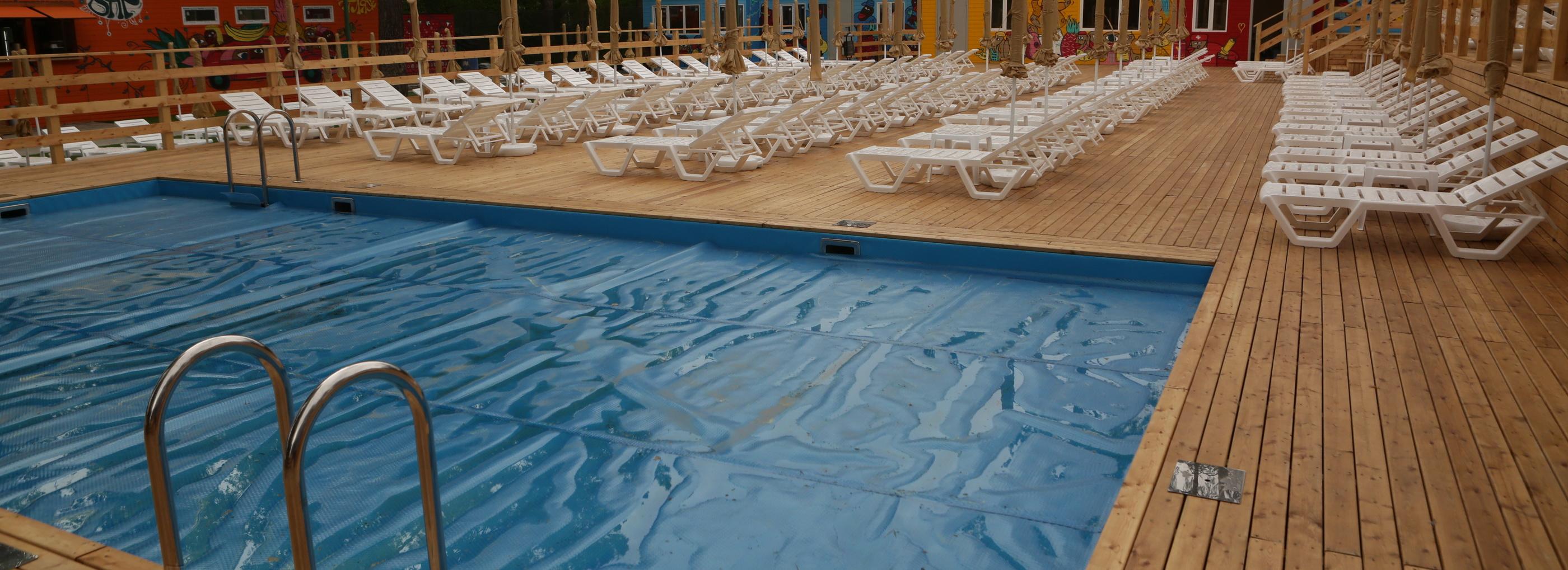 Почти Мальдивы: какие летние бассейны работают в Новосибирске