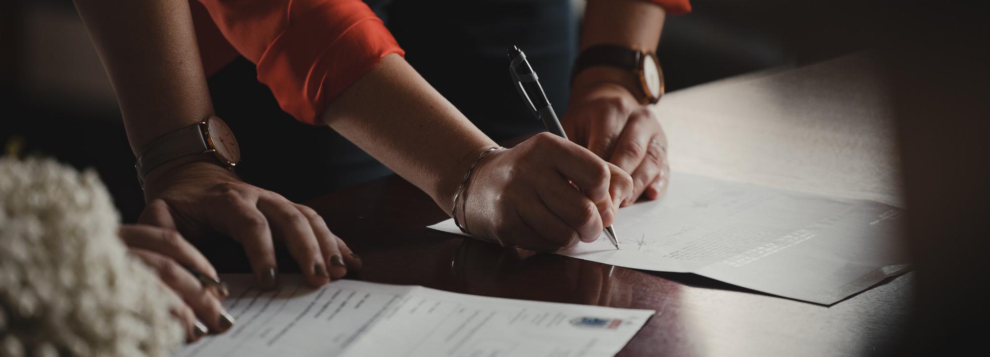 Работа в Новосибирске: пограничник, грантрайтер и машинист драги