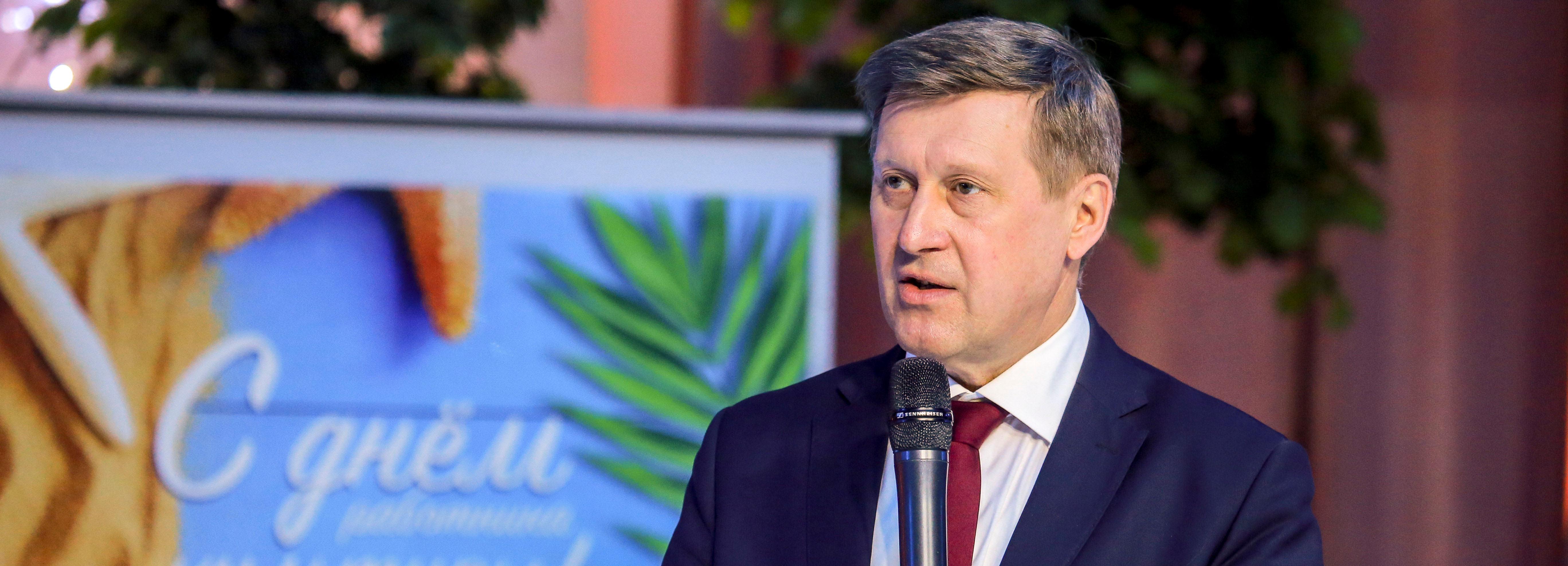 Мэр Локоть поздравляет с Днём работника культуры