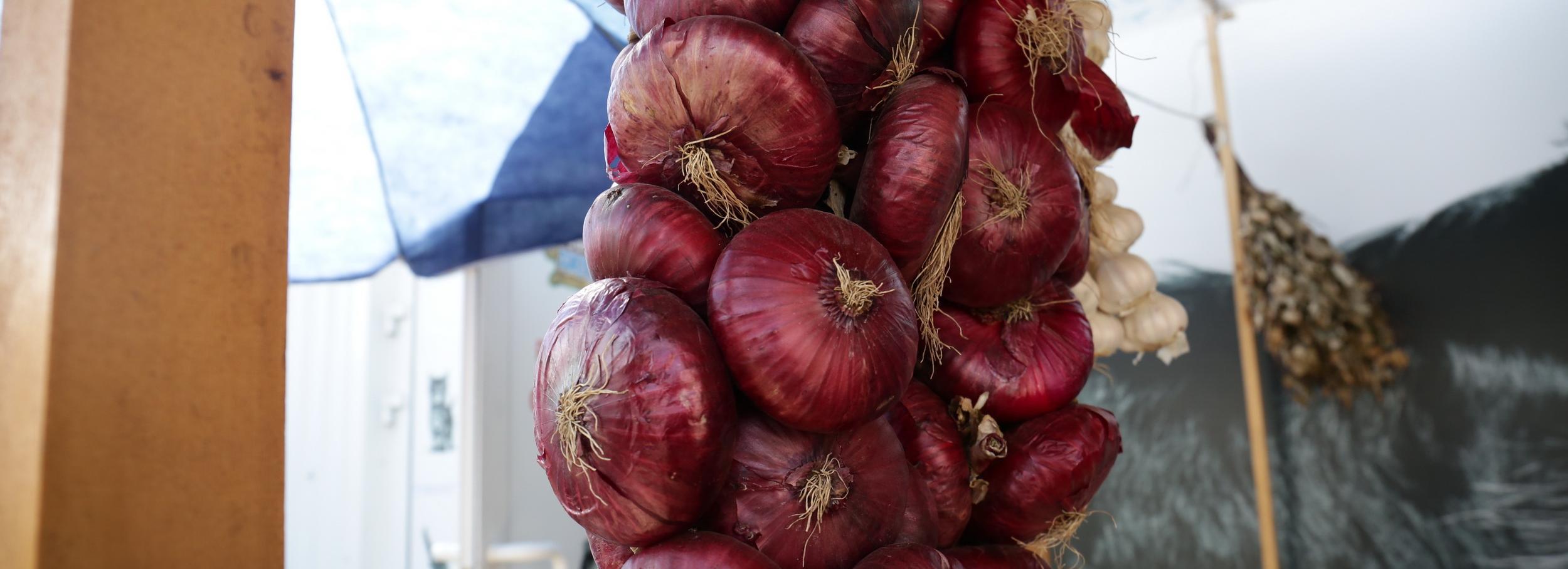 Цены на свёклу, лук и картошку подскочили в Новосибирске