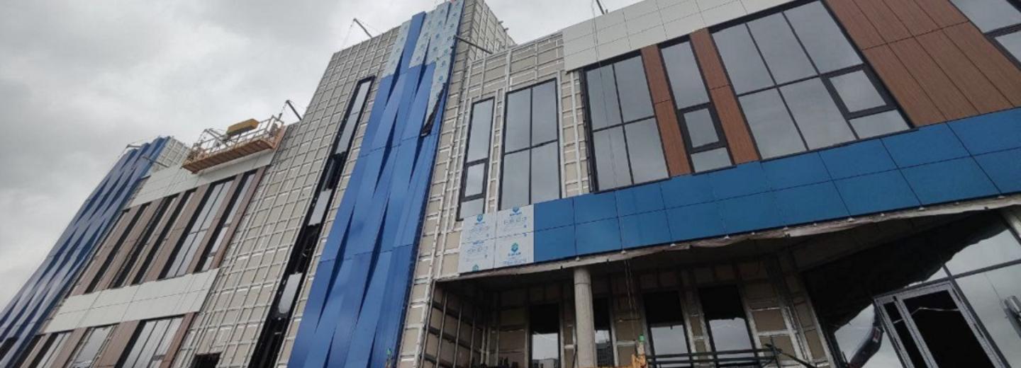 Стройнадзор: открытый бассейн на Ватутина возводят без нарушений