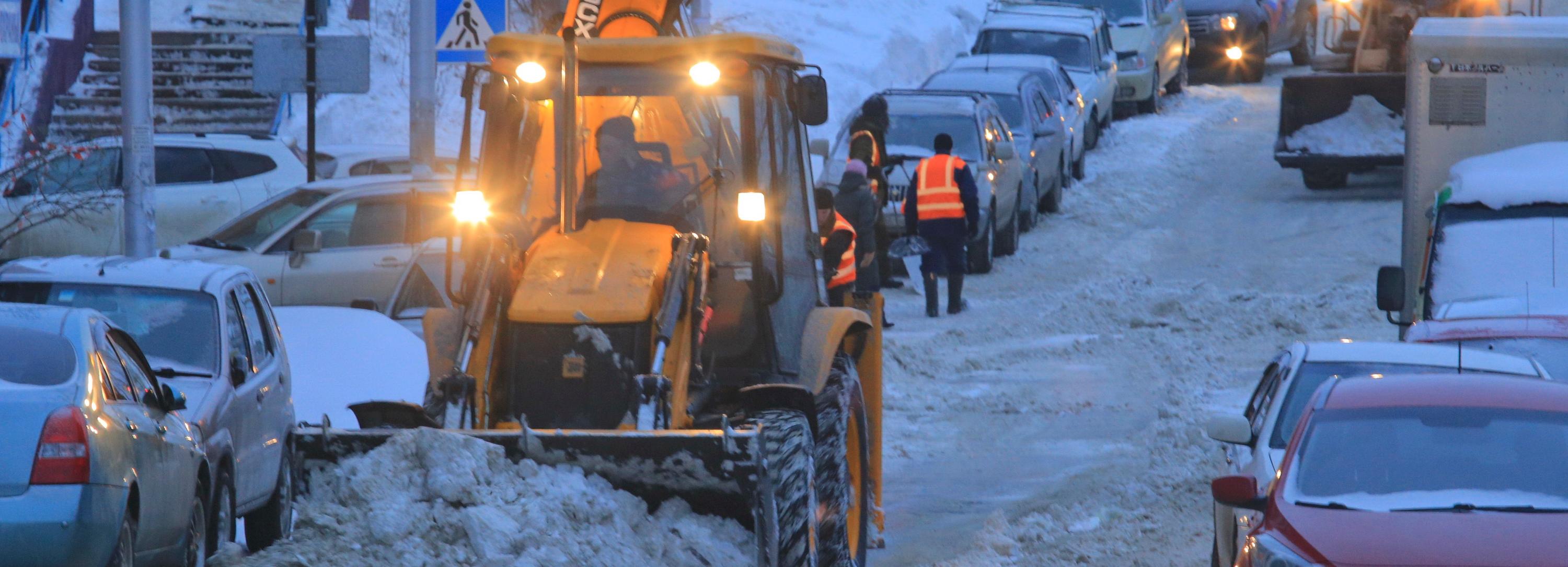 Где будут убирать снег с 19 по 21 февраля в Новосибирске — список улиц