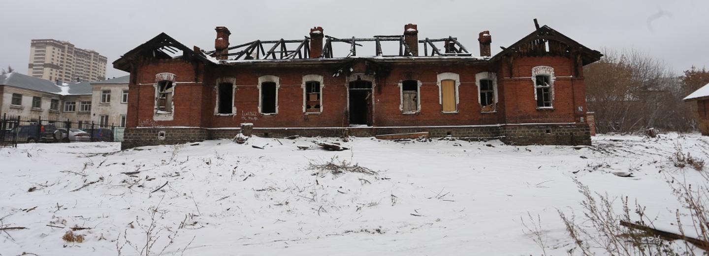 Мэрия планирует сдать в аренду 3 сгоревших исторических здания: адреса