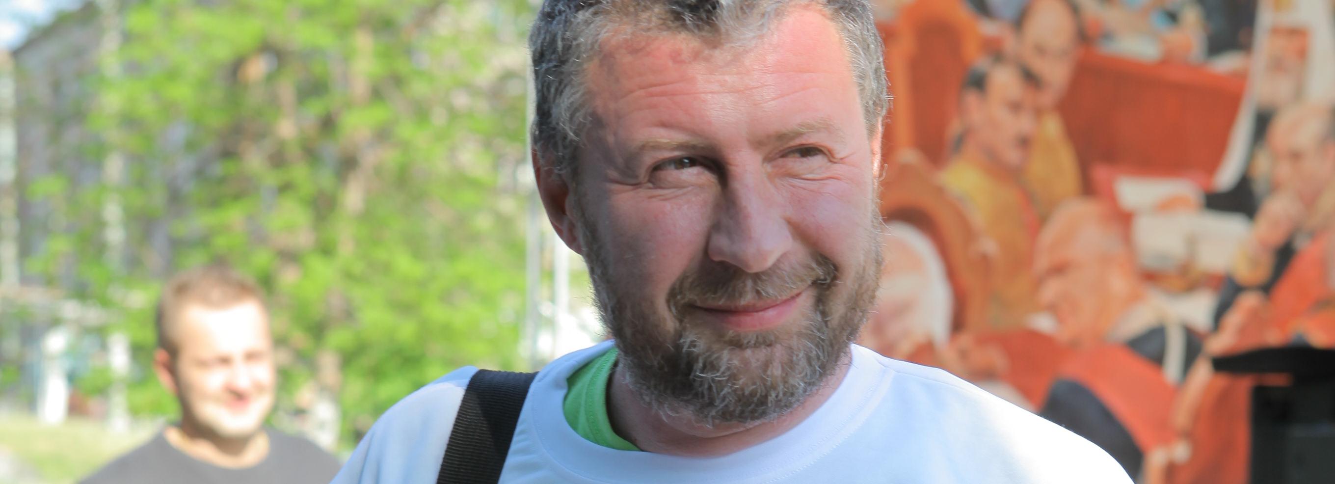 Художник Вячеслав Мизин: «Надо дружить с головой, хоть и с пенопластовой»