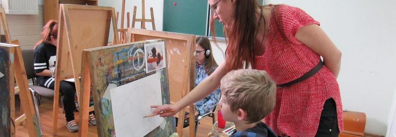 Чем занять ребёнка на длинных каникулах: зентангл в камерной арт-студии