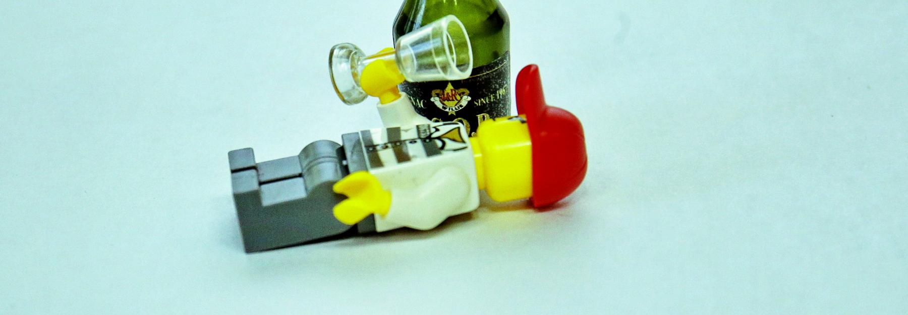 Жители Акатуйского жилмассива жалуются на «пивной бульвар»