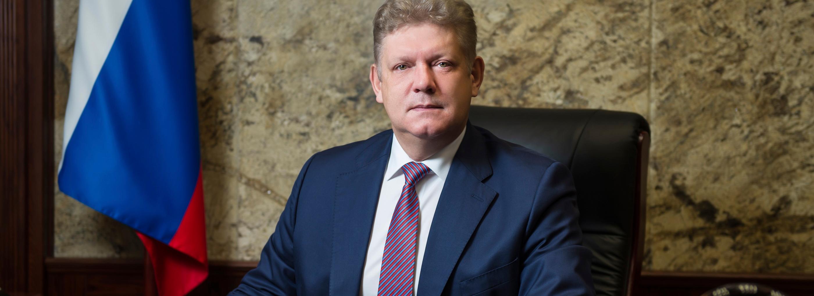 Полпред Серышев поздравляет сибиряков с Новым годом