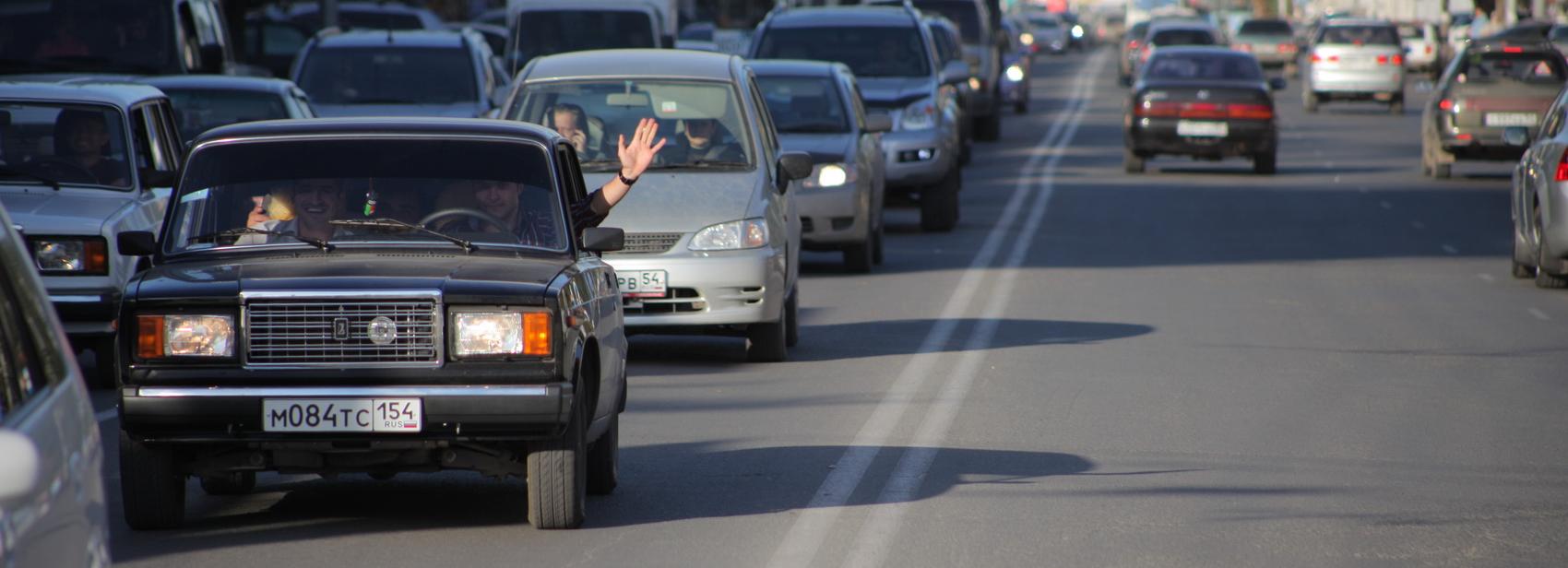 Из точки А в точку Б: почему сибиряки стали отказываться от личных машин