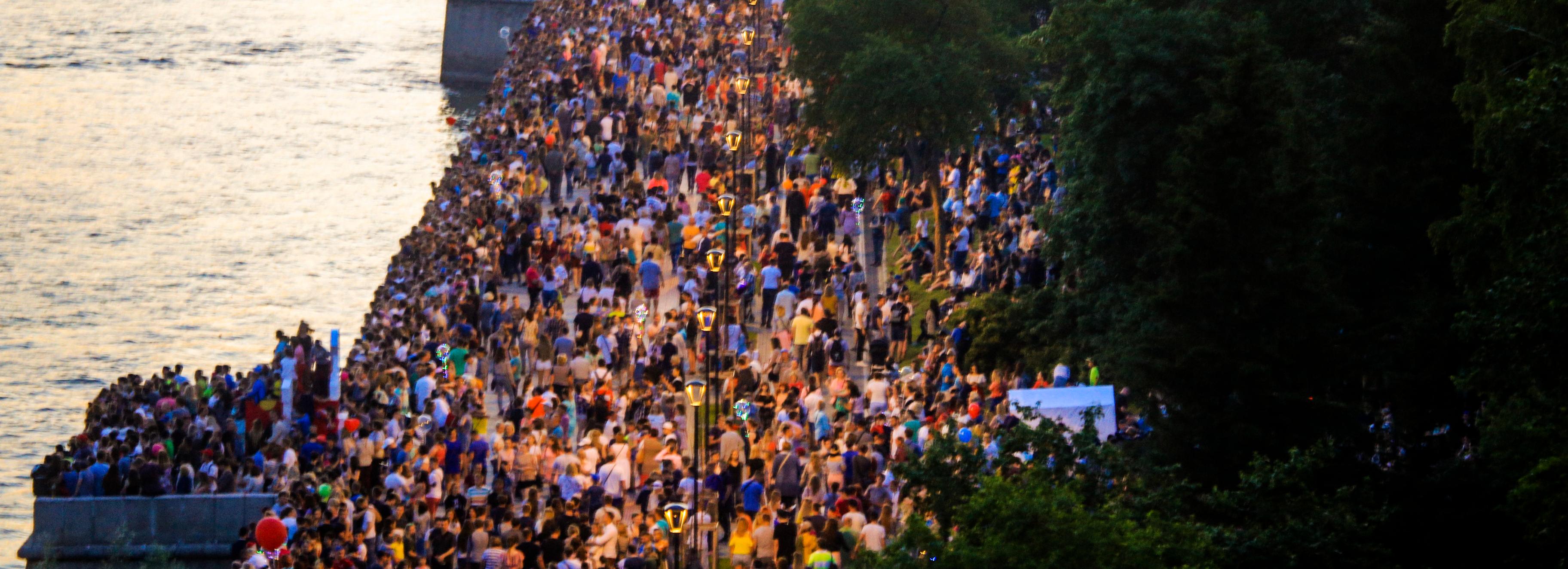 Огромный торт проплывёт по Оби в Новосибирске в честь Дня города