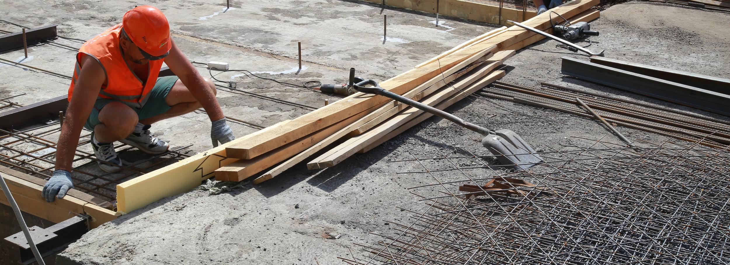 Движение по двум полосам моста через Издревую пустят к выходным